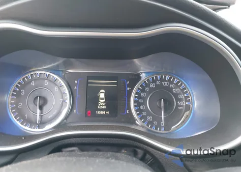 2017 Chrysler 200 Limited from USA, damaged, VIN 1C3CCCABXHN512342